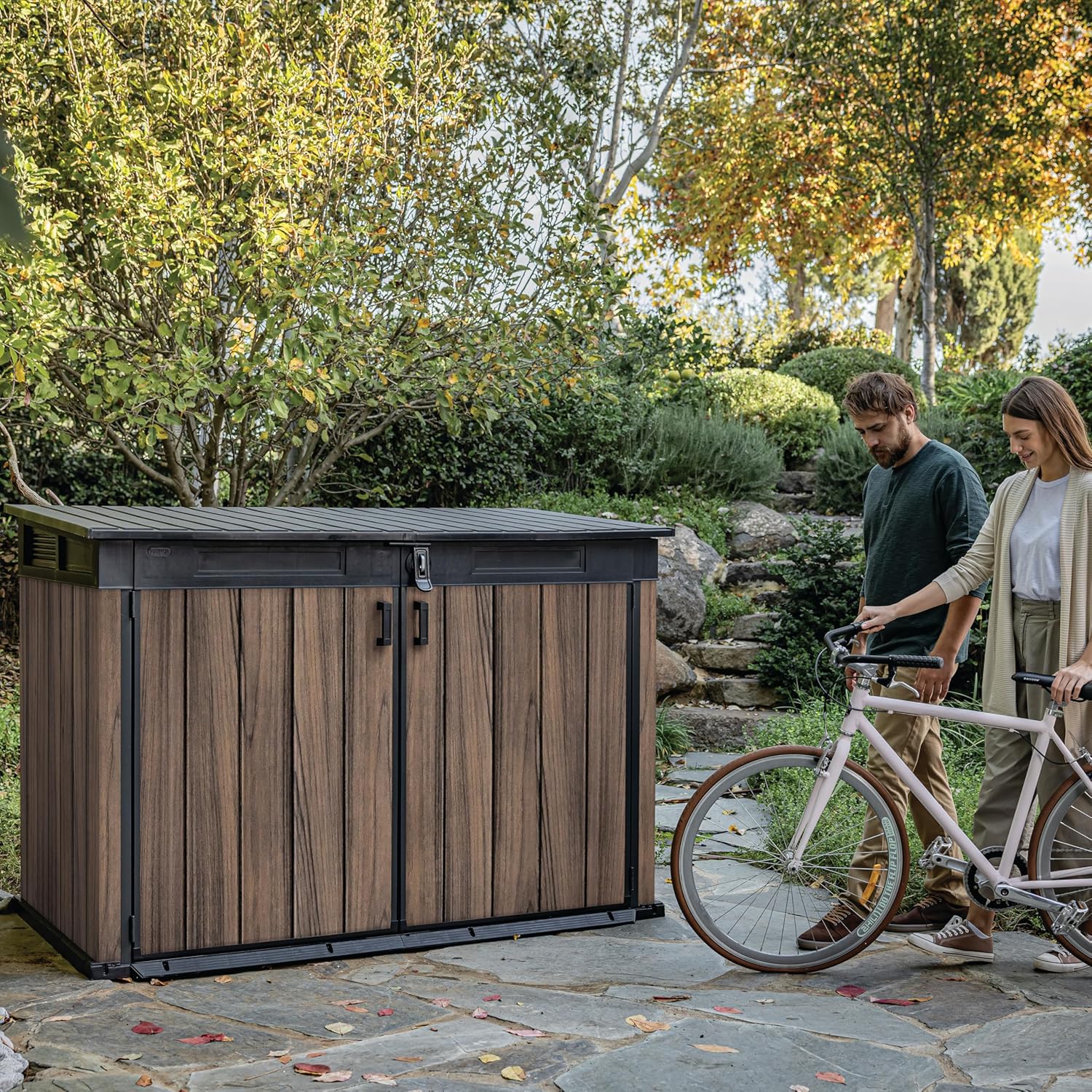 Keter Signature Horizontal Shed – 2020L Premium Outdoor Storage - Rosewood | Weather‑Resistant Wood‑Effect Resin | Fits Bikes, Wheelie Bins & Garden Equipment | Lockable & Easy‑Access Design
